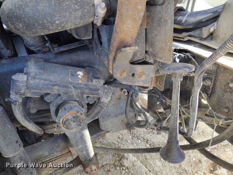 image for item DT0796 2009 International 7400 hydrovac truck