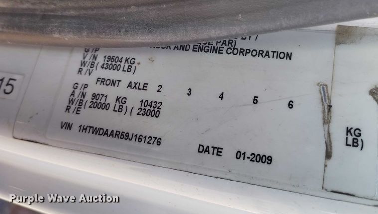 image for item DT0796 2009 International 7400 hydrovac truck