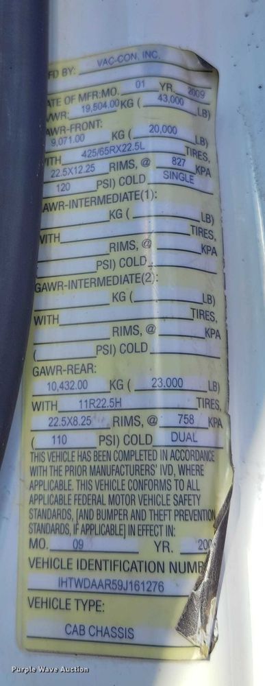 image for item DT0796 2009 International 7400 hydrovac truck