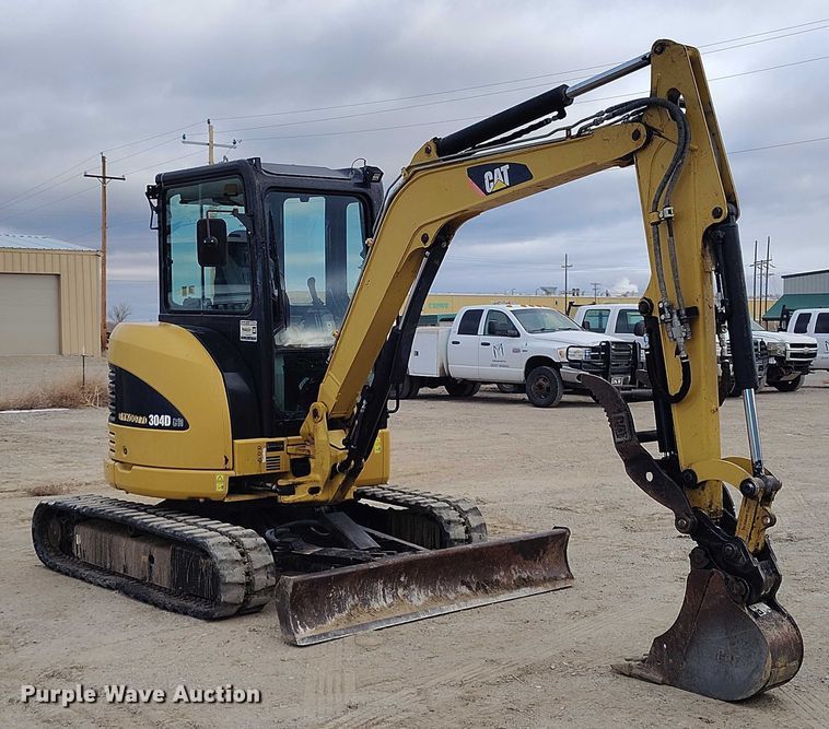 image for item DT0797 2011 Caterpillar 304D CR mini excavator