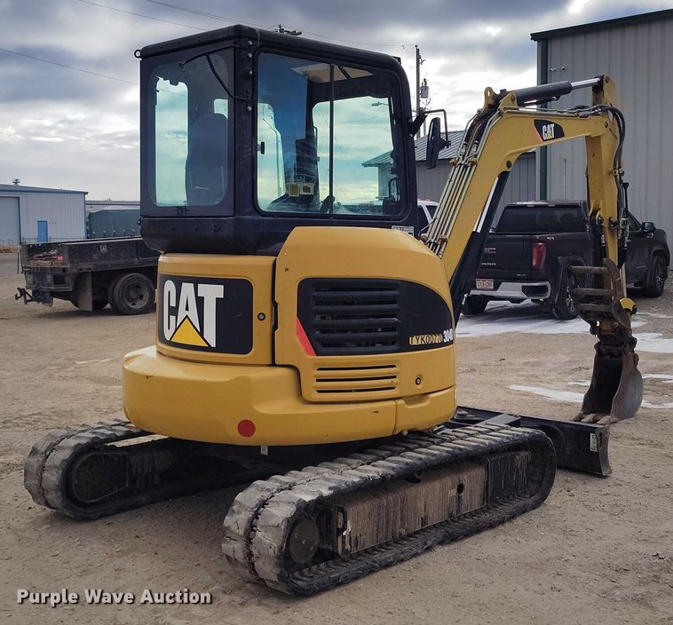 image for item DT0797 2011 Caterpillar 304D CR mini excavator