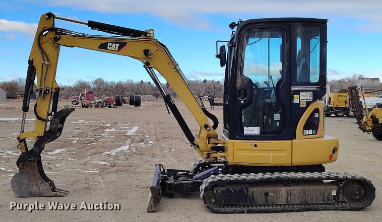 image for item DT0797 2011 Caterpillar 304D CR mini excavator