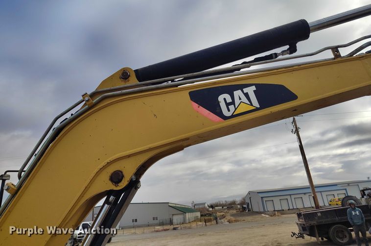 image for item DT0797 2011 Caterpillar 304D CR mini excavator