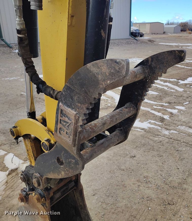 image for item DT0797 2011 Caterpillar 304D CR mini excavator