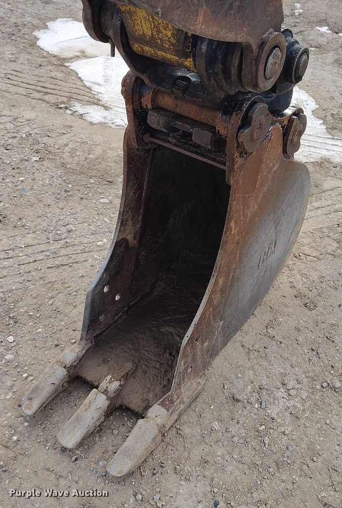 image for item DT0797 2011 Caterpillar 304D CR mini excavator