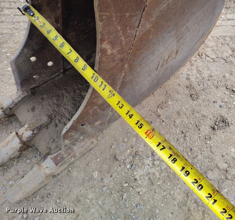 image for item DT0797 2011 Caterpillar 304D CR mini excavator