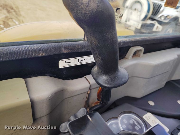 image for item DT0797 2011 Caterpillar 304D CR mini excavator