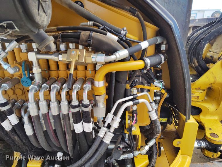 image for item DT0797 2011 Caterpillar 304D CR mini excavator