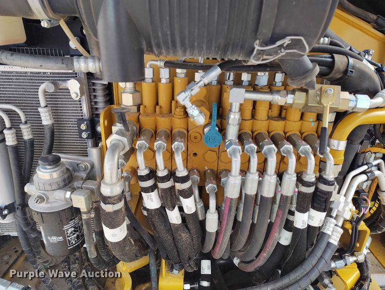 image for item DT0797 2011 Caterpillar 304D CR mini excavator