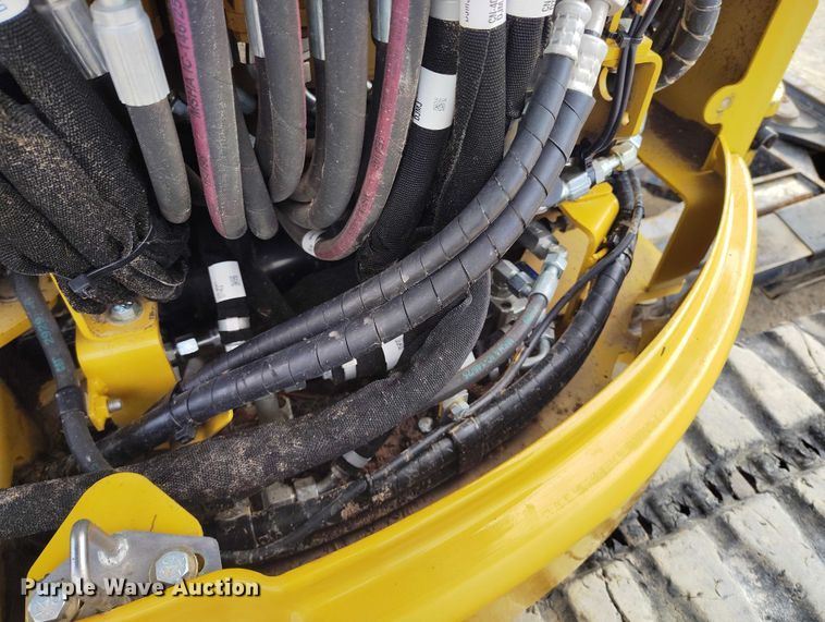 image for item DT0797 2011 Caterpillar 304D CR mini excavator