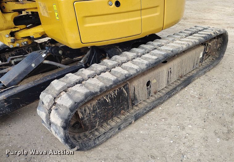 image for item DT0797 2011 Caterpillar 304D CR mini excavator