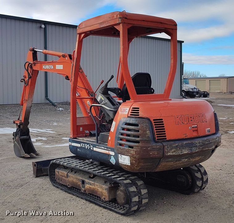 image for item DT0798 1999 Kubota KX91-2 mini excavator