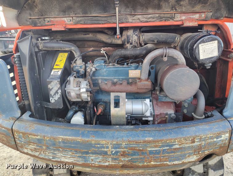 image for item DT0798 1999 Kubota KX91-2 mini excavator