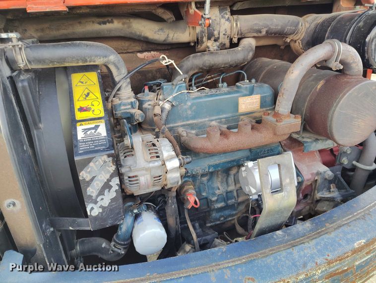 image for item DT0798 1999 Kubota KX91-2 mini excavator