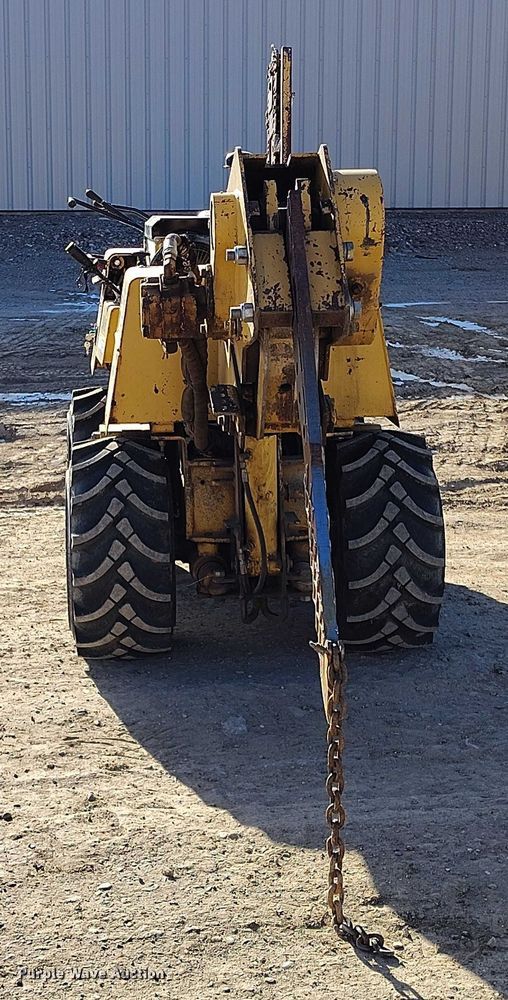 image for item DT0804 2001 Vermeer LM42 trencher