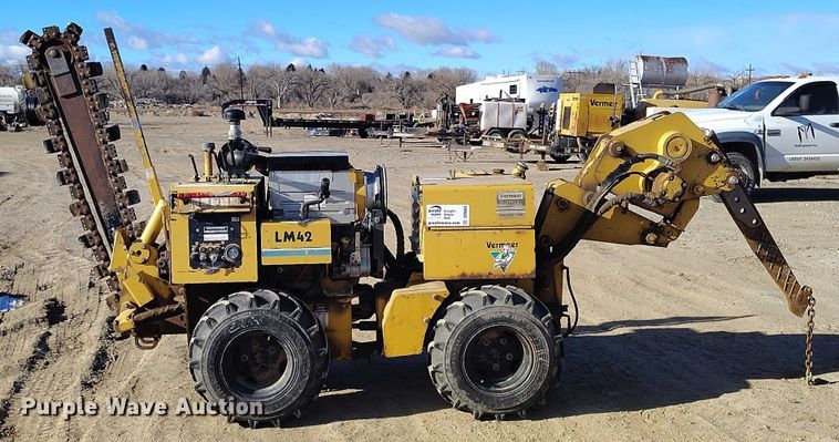 image for item DT0804 2001 Vermeer LM42 trencher