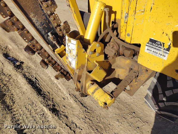 image for item DT0804 2001 Vermeer LM42 trencher