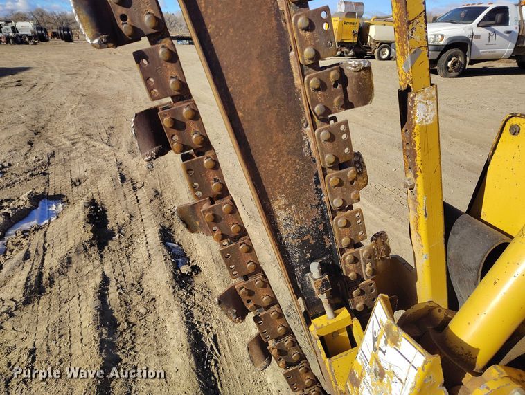 image for item DT0804 2001 Vermeer LM42 trencher