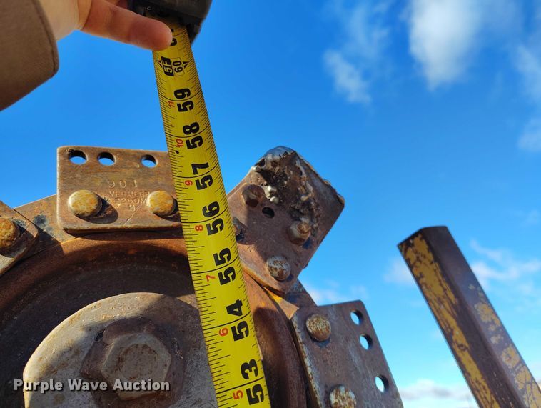 image for item DT0804 2001 Vermeer LM42 trencher