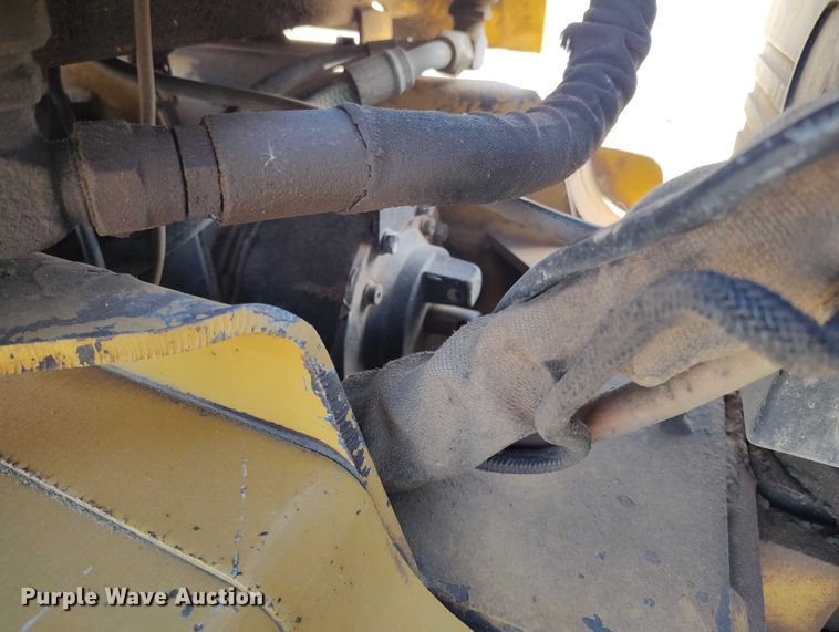 image for item DT0804 2001 Vermeer LM42 trencher