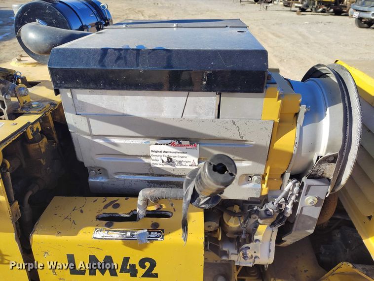 image for item DT0804 2001 Vermeer LM42 trencher