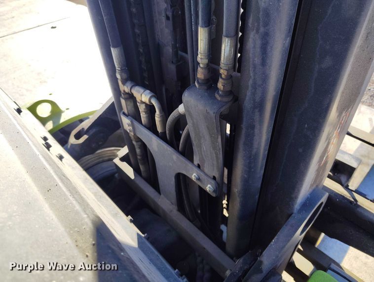 image for item DT0809 Clark C35D forklift