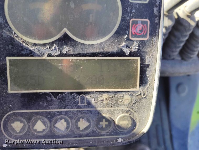 image for item DT0809 Clark C35D forklift