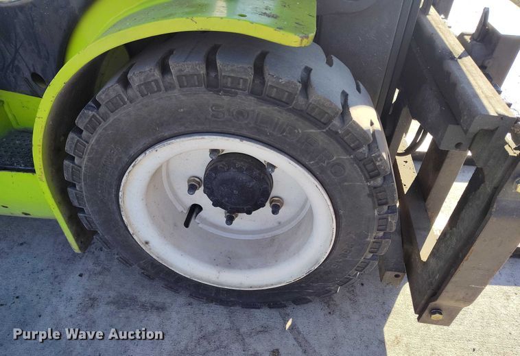 image for item DT0809 Clark C35D forklift