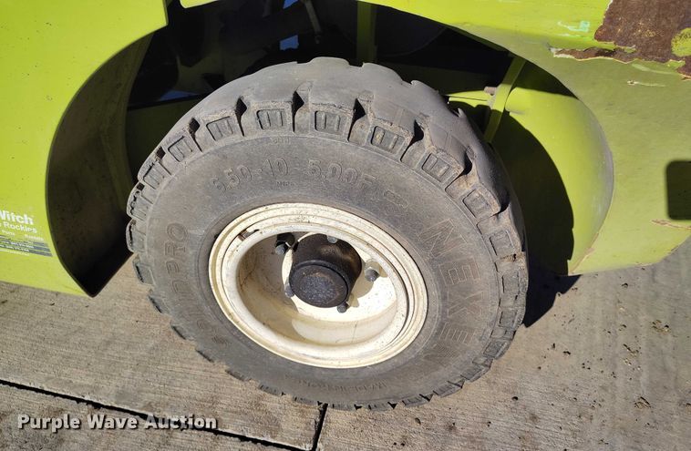 image for item DT0809 Clark C35D forklift