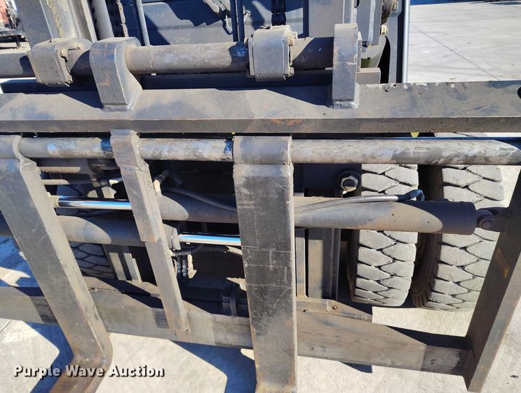 image for item DT0810 Clark C70D forklift