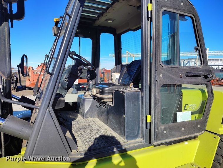 image for item DT0810 Clark C70D forklift