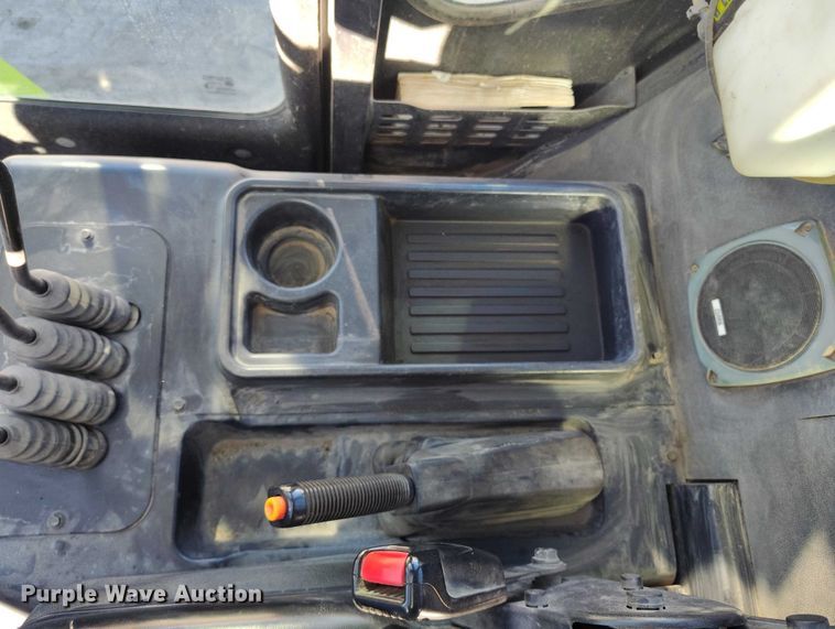 image for item DT0810 Clark C70D forklift