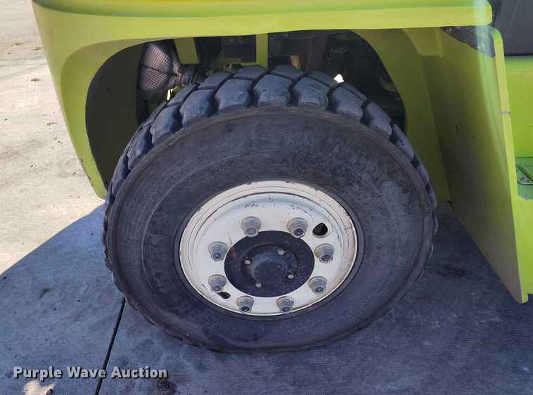 image for item DT0810 Clark C70D forklift