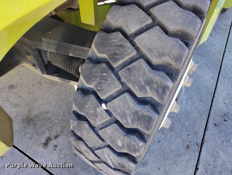 image for item DT0810 Clark C70D forklift