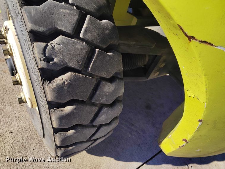 image for item DT0810 Clark C70D forklift