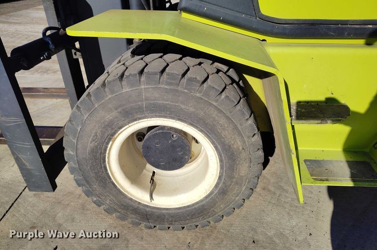 image for item DT0810 Clark C70D forklift