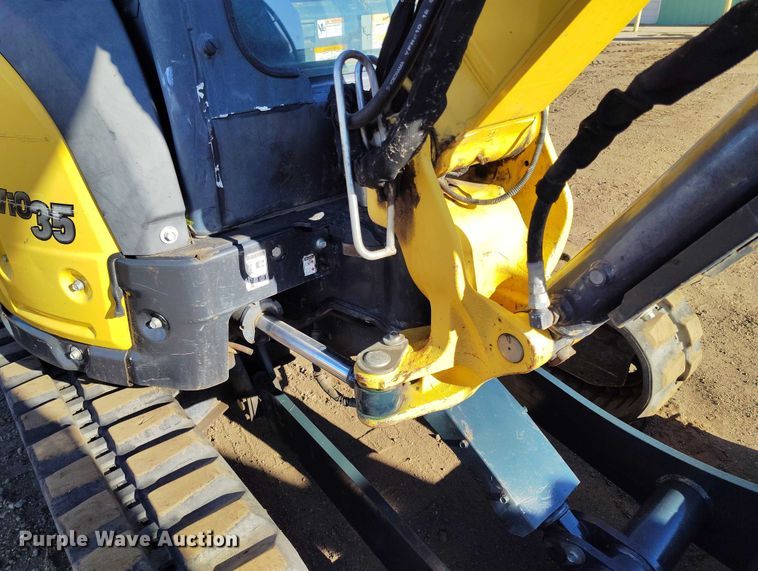 image for item DT0814 Yanmar VIO35-6A mini excavator
