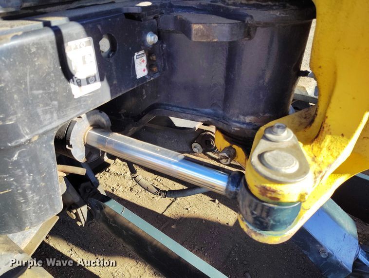 image for item DT0814 Yanmar VIO35-6A mini excavator