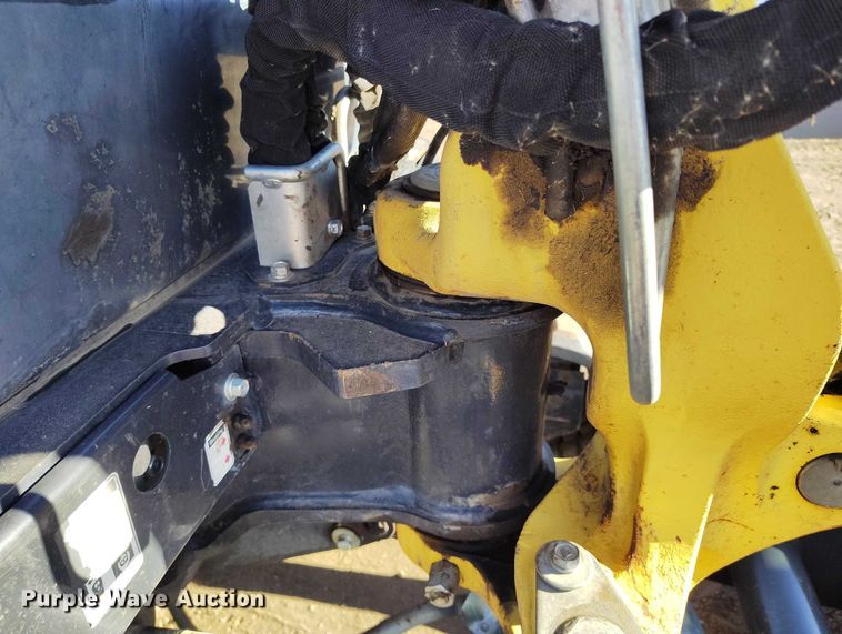 image for item DT0814 Yanmar VIO35-6A mini excavator