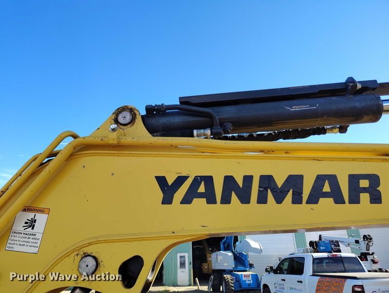 image for item DT0814 Yanmar VIO35-6A mini excavator