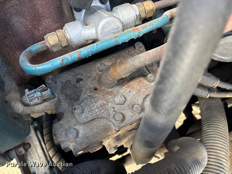 image for item DT2758 2007 International 4300 digger derrick truck