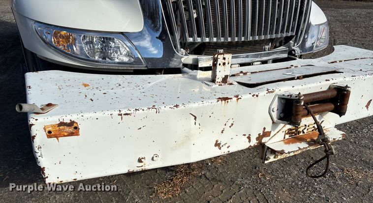 image for item DT2758 2007 International 4300 digger derrick truck