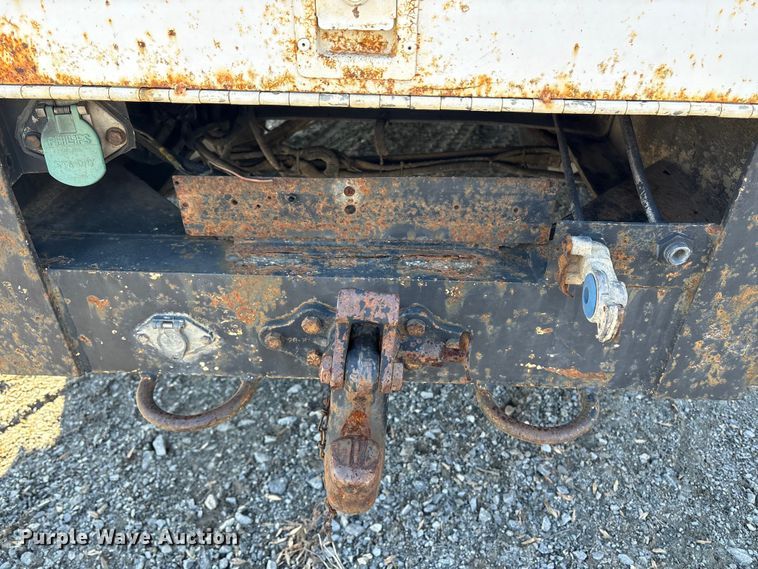 image for item DT2758 2007 International 4300 digger derrick truck