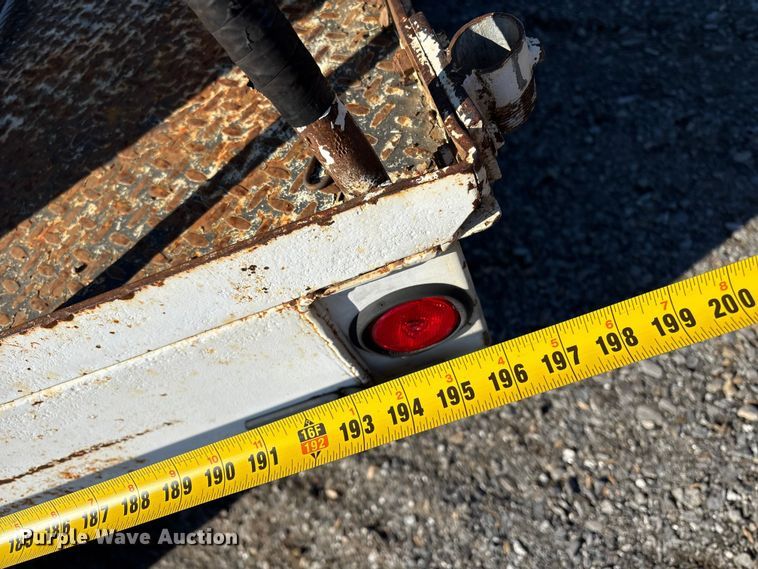 image for item DT2758 2007 International 4300 digger derrick truck