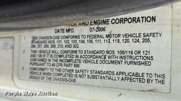 image for item DT2758 2007 International 4300 digger derrick truck