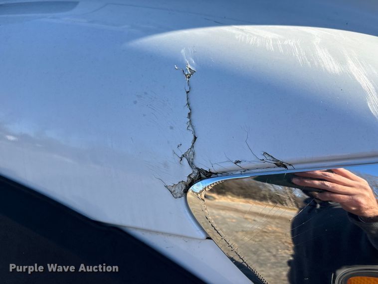 image for item DT2760 2016 International 7300 digger derrick truck