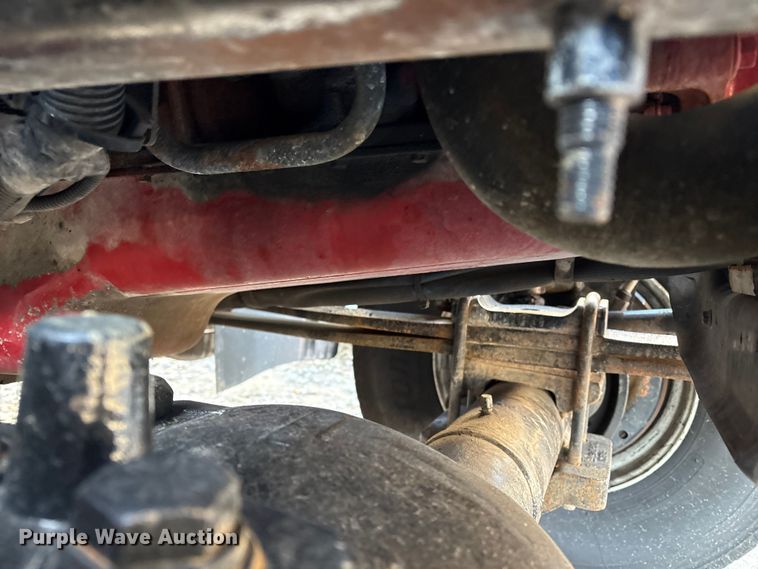 image for item DT2760 2016 International 7300 digger derrick truck