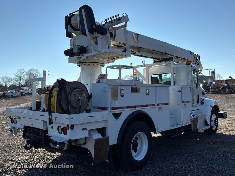 image for item DT2761 2015 Kenworth T370 digger derrick truck