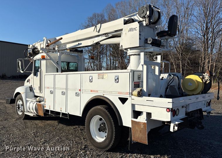 image for item DT2761 2015 Kenworth T370 digger derrick truck