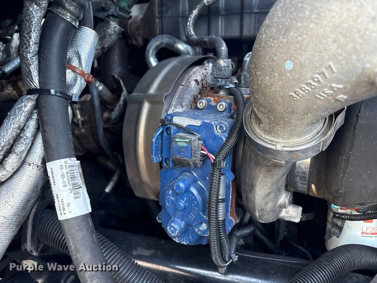 image for item DT2761 2015 Kenworth T370 digger derrick truck